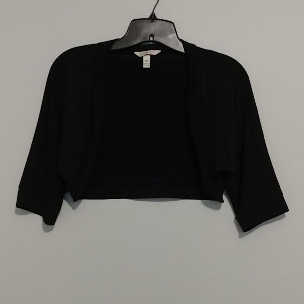 Small shoulder coverup